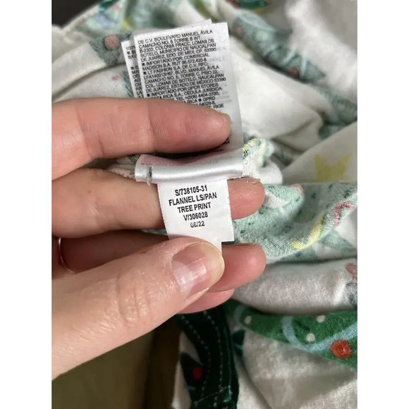 Old Navy Flannel Christmas Tree Print Pajamas 3 Piece Sleep Set Holiday Women’s - Picture 11 of 16